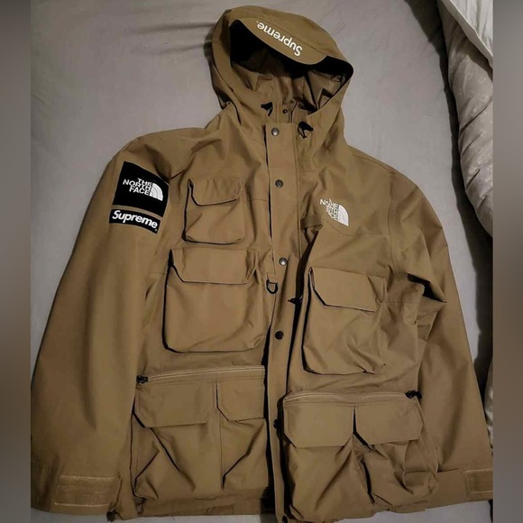 Supreme Northface cargo tan jacket
